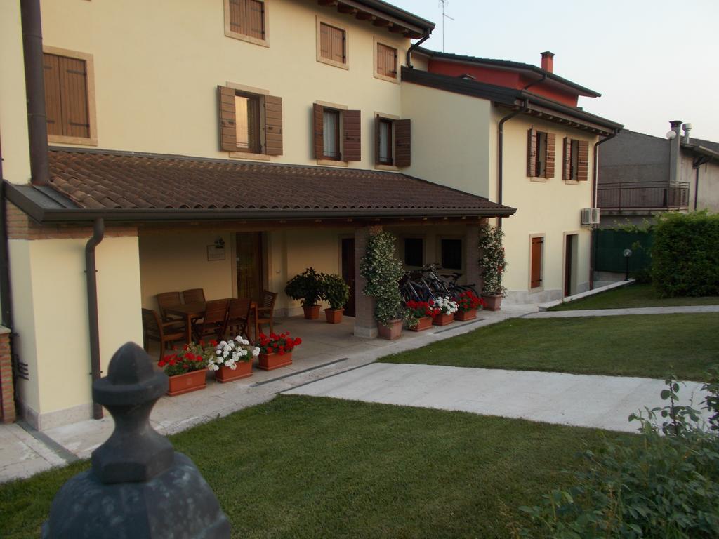 Agriturismo Al Tralcio Valeggio sul Mincio Exterior foto