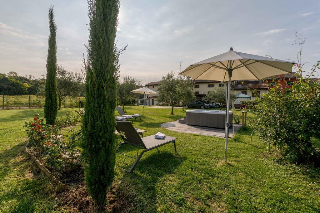 Agriturismo Al Tralcio Valeggio sul Mincio Exterior foto