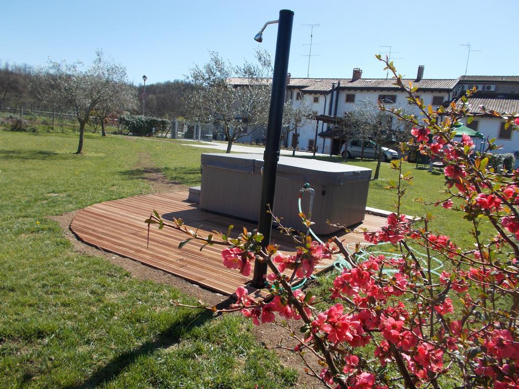 Agriturismo Al Tralcio Valeggio sul Mincio Exterior foto